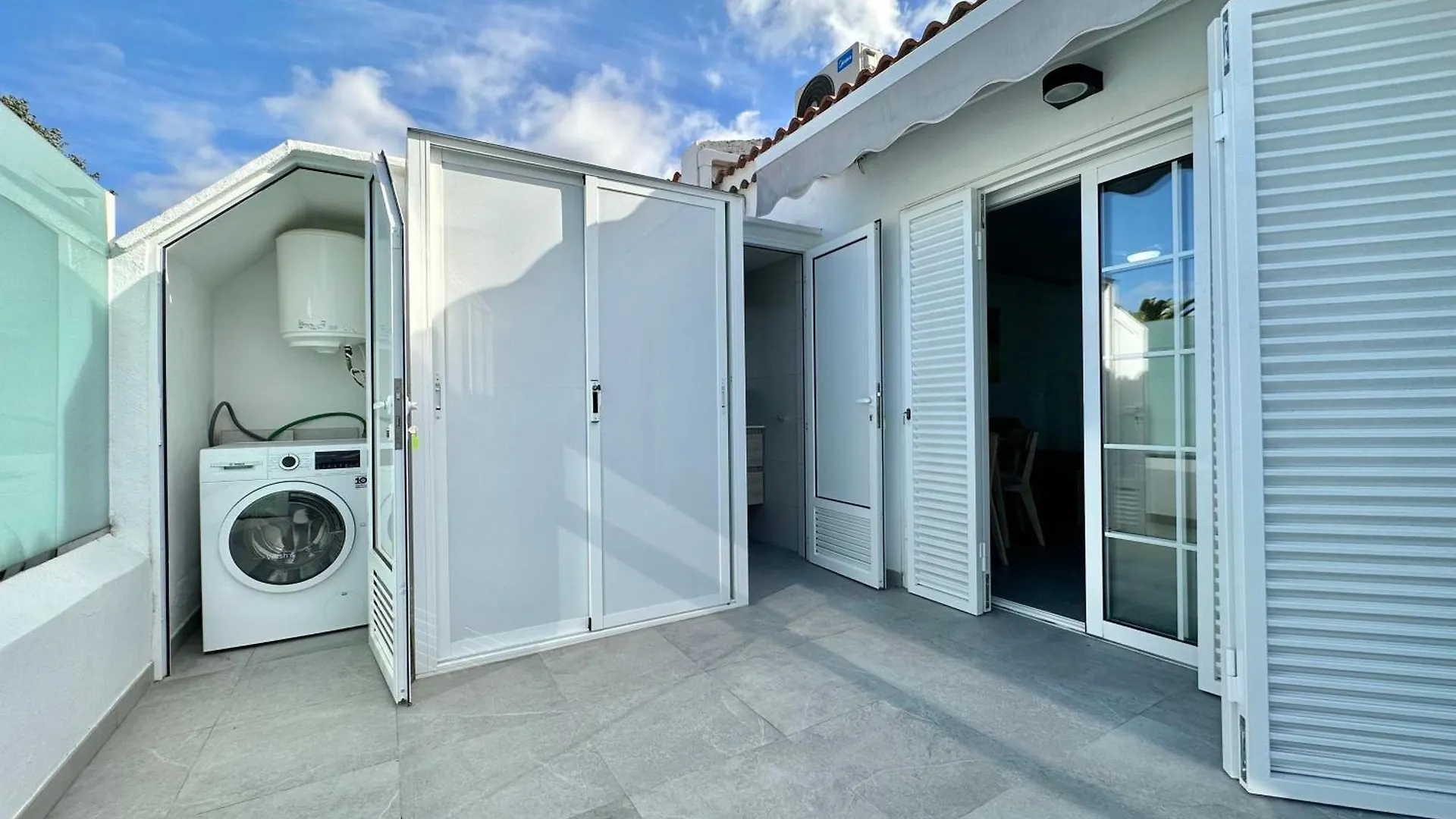 Bungalow Tinerfe Garden Costa Adeje  Spain